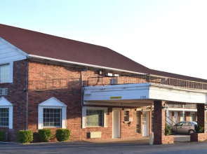 Claremore Motor Inn
