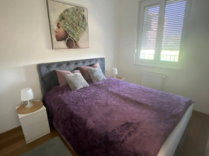 Apartment 212