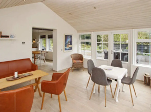 Tranquil Beach Retreat-by Traum