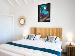 Beautiful suite S12 with pool and sea view