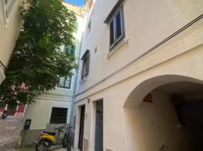 Romantic maisonette