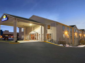 Spark by Hilton Woodstock