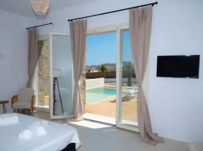 Adyton Lux Suite Mykonos Private Pool Experience