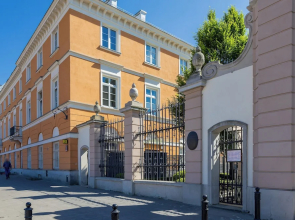 Studio in the Old City by Renters