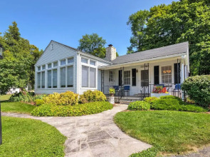 Boutique Home in Door County w/ Eagle Harbor Views
