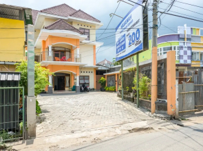 RedDoorz Syariah @ Jalan Simpang Gajayana