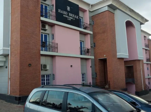 Hard Break Hotel and Suite