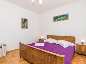 Awesome Home in Bregi With Wifi and 2 Bedrooms