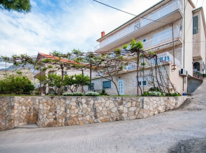 Apartments Roza