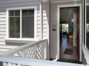 Fairway Villas by RedAwning