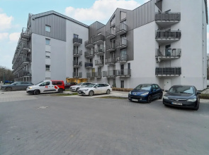 Loft Antresola&balkon Pozna? by Renters
