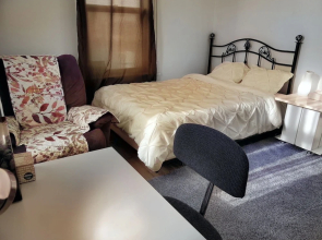 Eddy Single Room Self Check-In