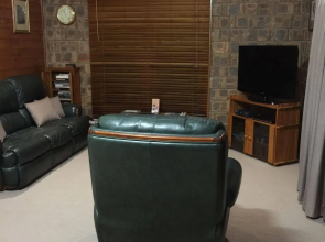 Farmhouse Flat Pet Friendly