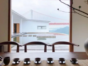 Mountain Lodge By Ven