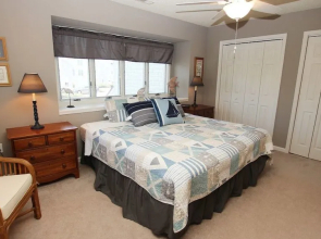 1130 Ocracoke - 4 Br Home