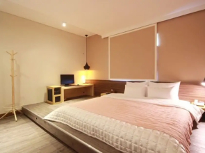 Busan Deokcheon Den Basta Hotel