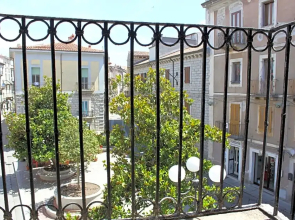 BB Piazza Di LAra