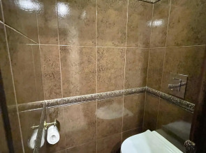 Tolstoy Apart (Толстой Апарт) на улице Демонстрации 38