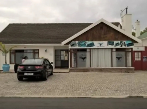 Whale Coast Lodge
