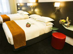 ONOMO Hotel Waterfront