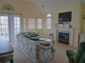 Oc1426 Asbury Avenue, 2nd Floor