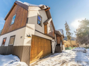 27 Rasor Court