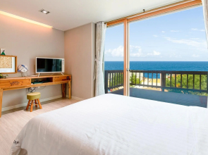 Goseong Sea&star Pension