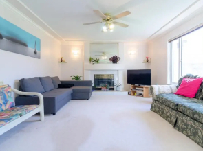 Great Guest Suite in a Gorgeous House