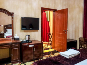 Palette Phoenix Hotel