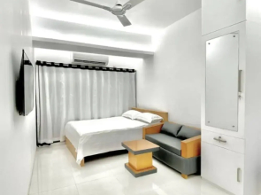 375 sqft 3 cozy Studio with Pool & Gym