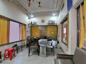 Hotel Maruti Mandapam