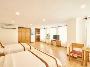 Sai Gon's Book Hotel - The Airport Front