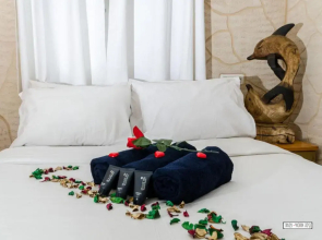 Moon Light Yavneʼel