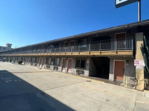Goldstar Inn