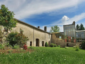 VVF Château sur la Vienne Lac de Vassivière, Nedde