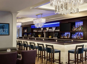 Hilton Checkers Los Angeles