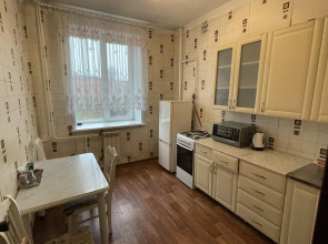 Аврора на улице Весенняя 15