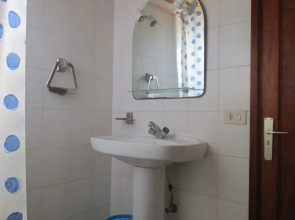 La Palma Hostel - Pensión Central