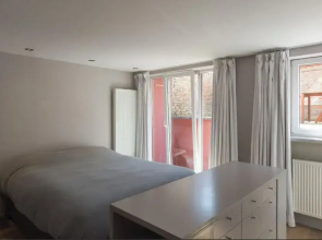 Flagey Terrace Design residence