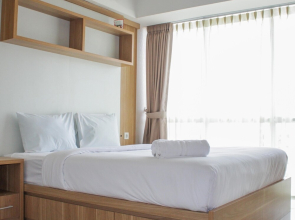 Modern 1BR Apartment with City View at H Residence