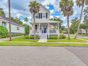 1 Mi to Riverwalk: Brand New Bradenton Home