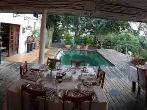 Utopia in Africa Guest Villa
