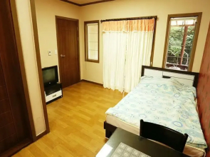 Jecheon Sangwagyegok Grigona Pension