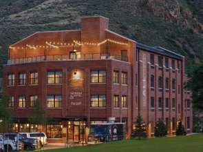 The Eddy Taproom & Hotel
