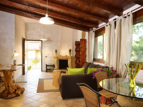 B&B Lekythos