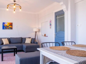 Lovely Flat in Konak with Sea View and Balcony