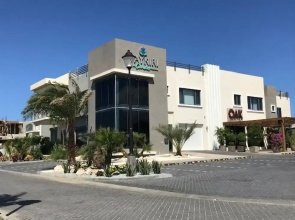 Waykiri Modern Condo 3 Bed 2 Bath Walk to Marriott
