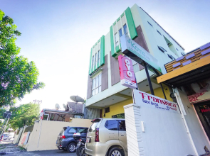 OYO 2526 Hotel D'komo