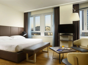 Отель Unahotels Century Milano