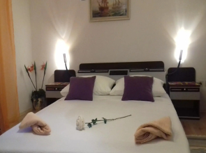 Jugana - With Pool - A1 Donji